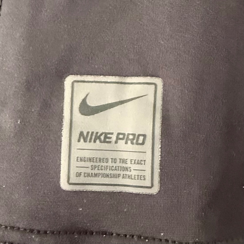 Nike Pro Combat Hyperstrong Football Underlayer 4 Padded Shirt Mens Small Black - Picture 6 of 6